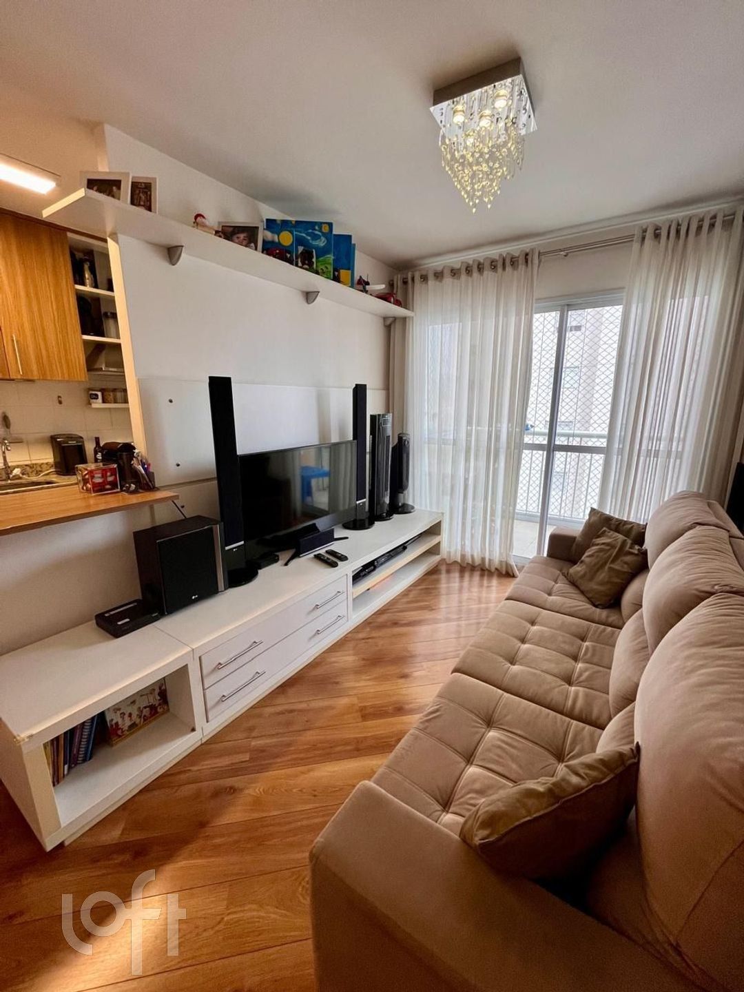 Apartamento à venda com 2 quartos, 63m² - Foto 1