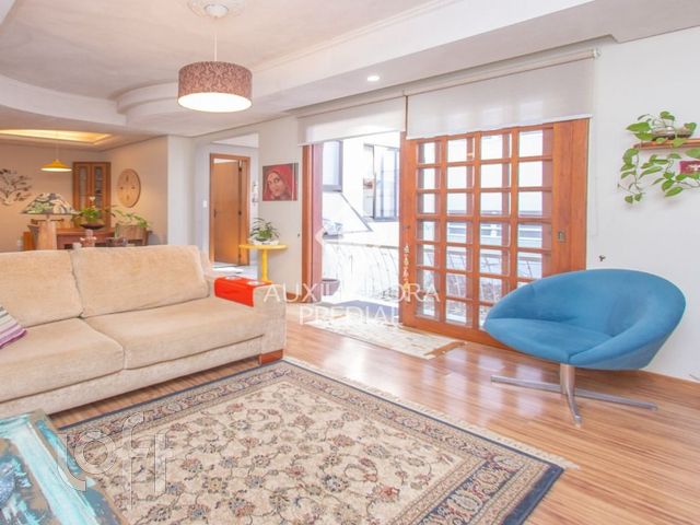 Apartamento com 101m², 3 dormitórios, Petrópolis em Porto Alegre