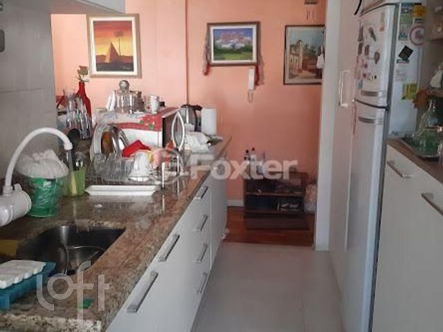 Apartamento com 76m², 2 dormitórios, Menino Deus em Porto Alegre