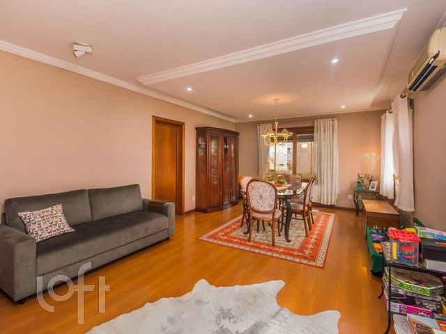 Apartamento com 383m², 3 dormitórios, 1 suíte, 3 vagas, Auxiliadora em Porto Alegre