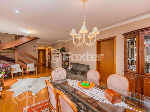 Apartamento com 383m², 3 dormitórios, 1 suíte, 3 vagas, Auxiliadora em Porto Alegre