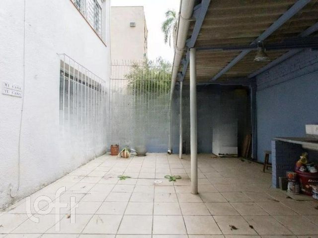 Apartamento com 67m², 3 dormitórios, Floresta em Porto Alegre