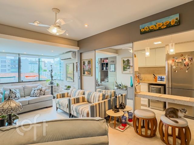 Apartamento com 208m², 3 dormitórios, 1 suíte, 3 vagas, Petrópolis em Porto Alegre