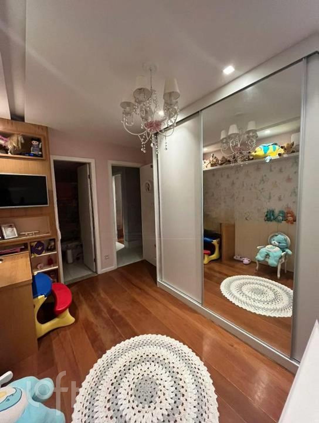 Apartamento à venda com 4 quartos, 178m² - Foto 2