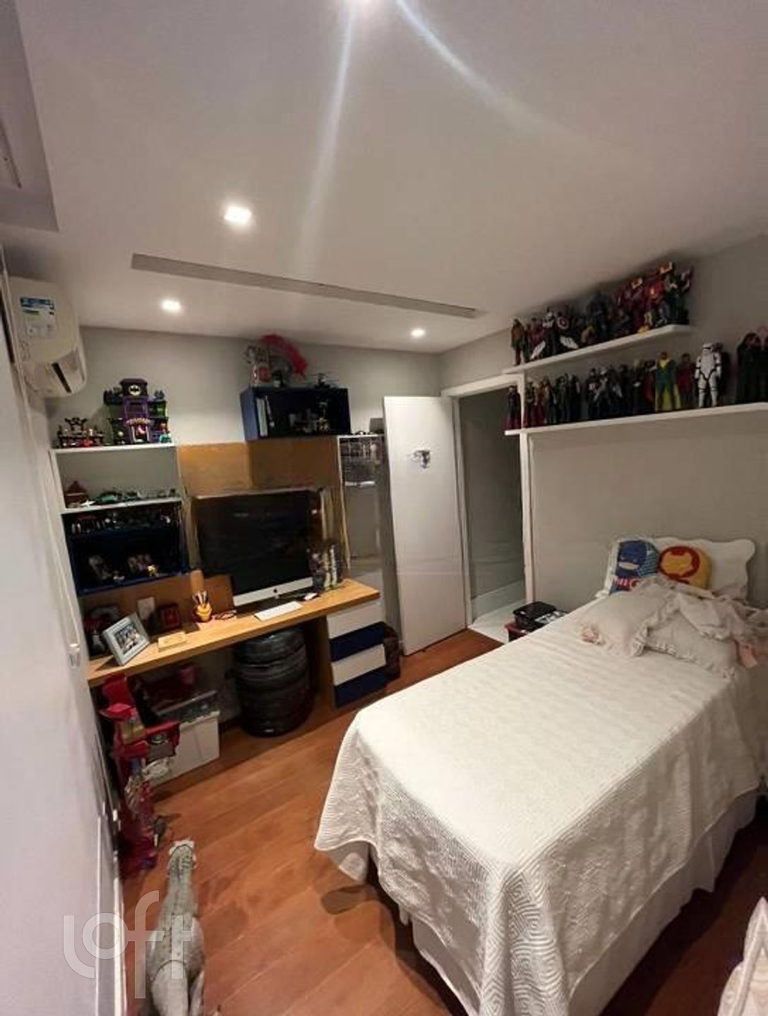 Apartamento à venda com 4 quartos, 178m² - Foto 9