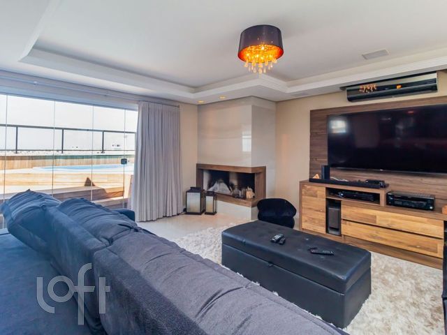 Apartamento com 203m², 3 dormitórios, 1 suíte, 2 vagas, Boa Vista em Porto Alegre