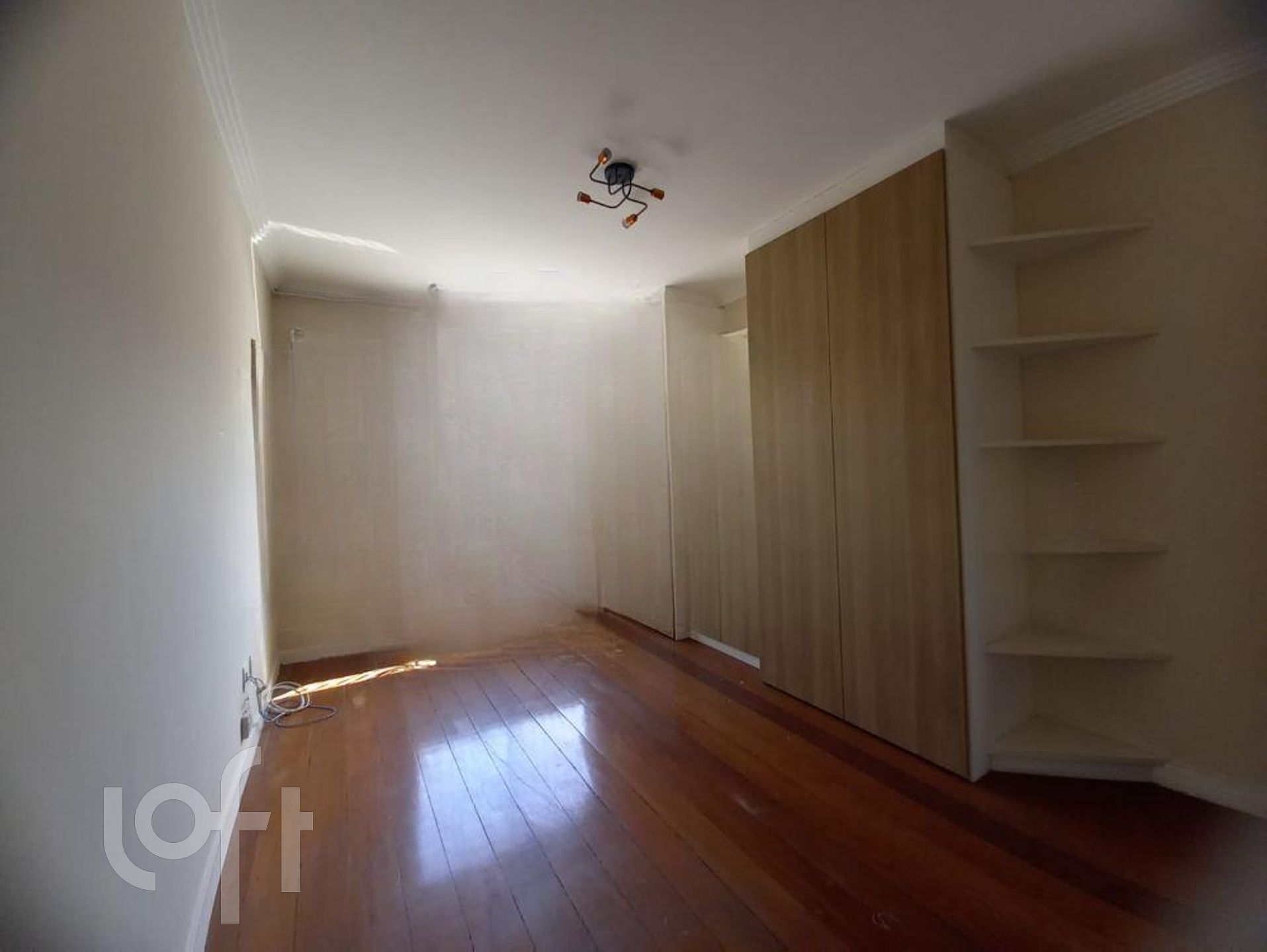 Casa à venda com 4 quartos, 300m² - Foto 15