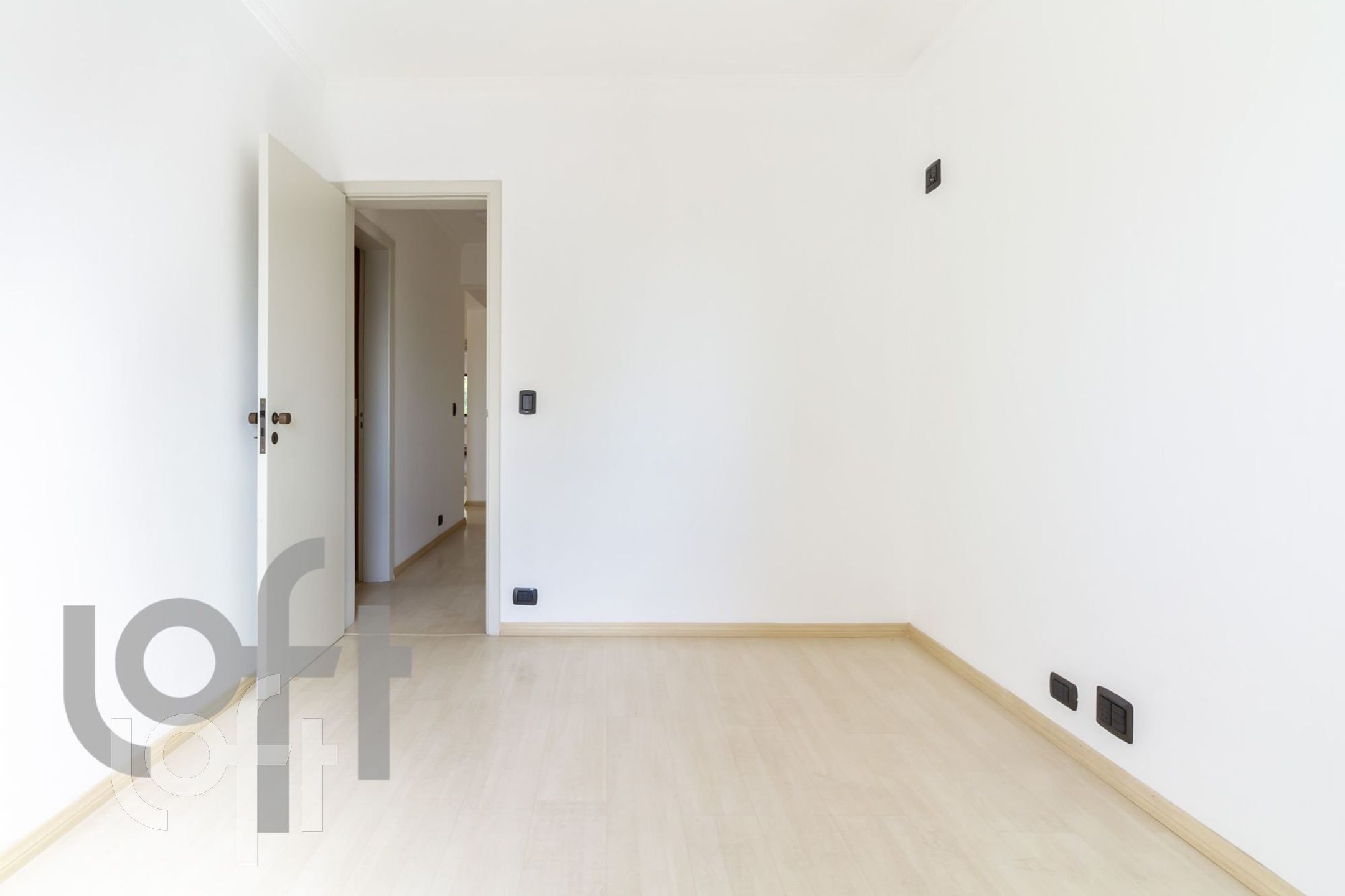 Apartamento à venda com 4 quartos, 235m² - Foto 10