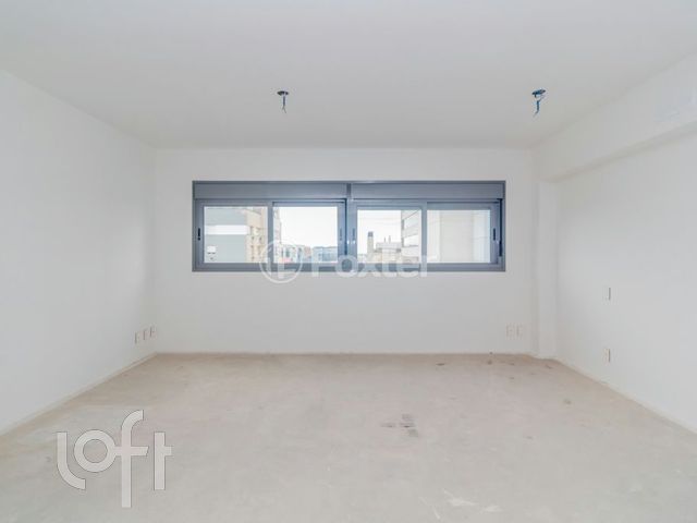 Apartamento com 37m², 1 dormitório, 1 vaga, Chácara das Pedras em Porto Alegre