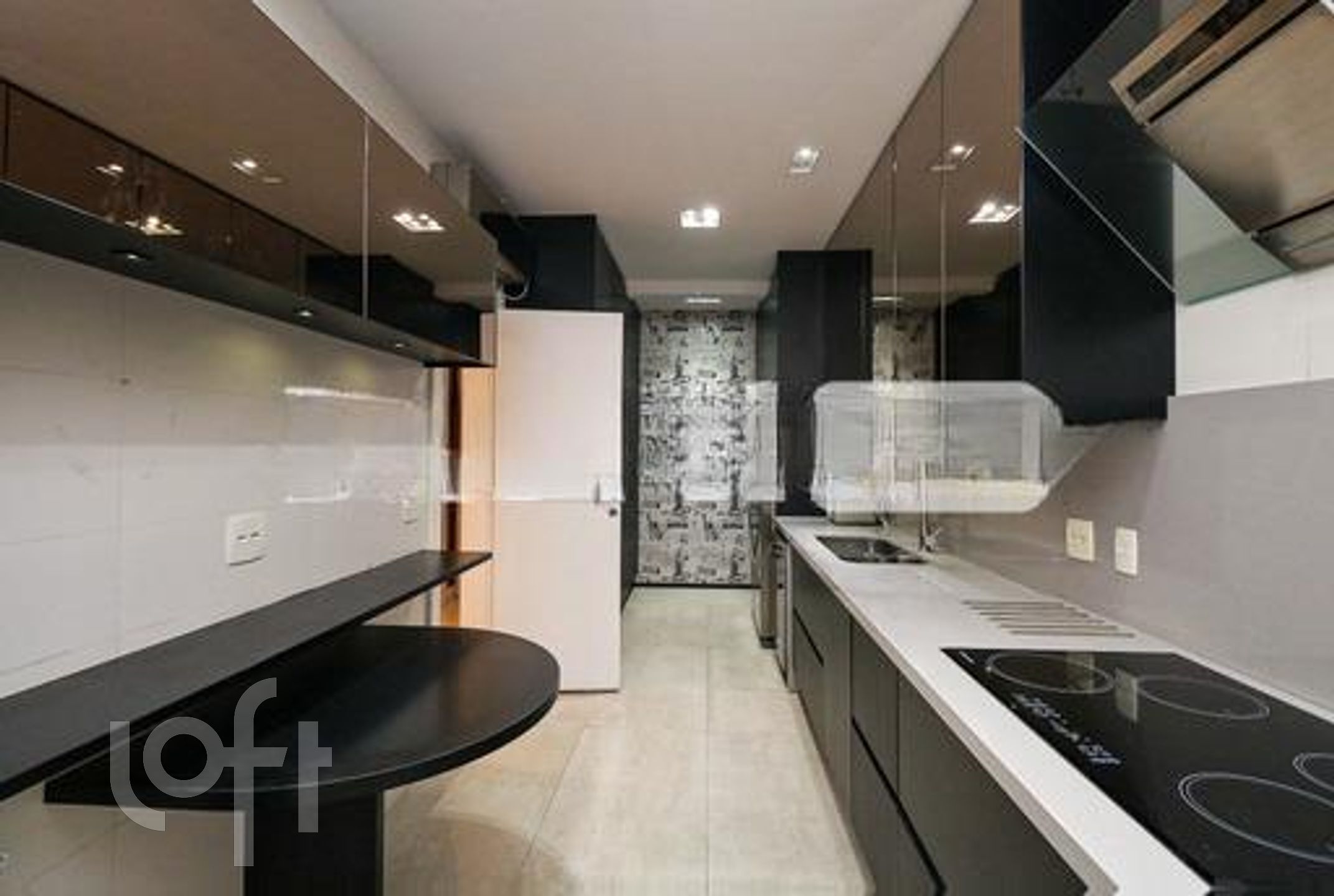 Apartamento à venda com 3 quartos, 215m² - Foto 93