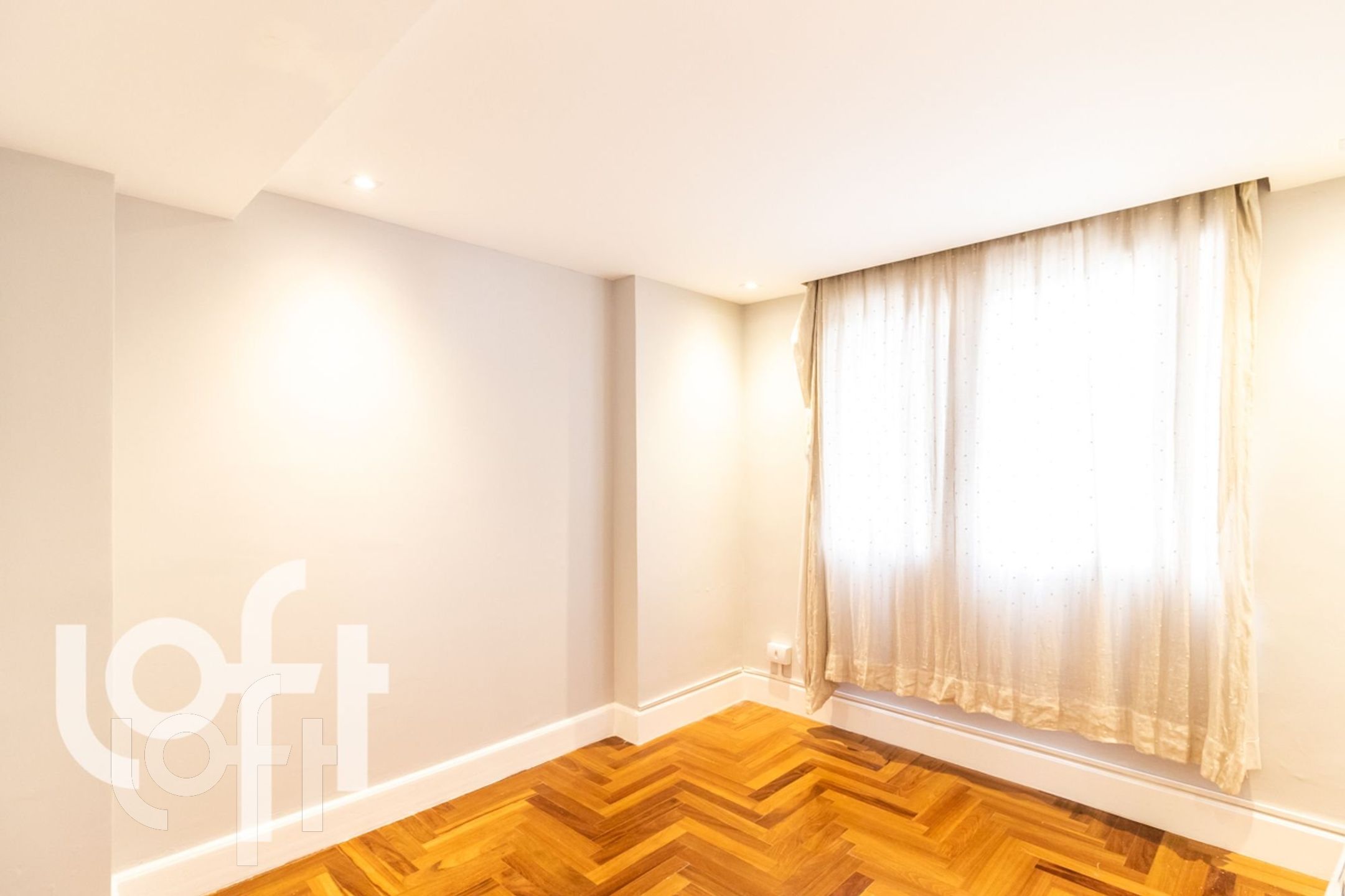 Apartamento à venda com 3 quartos, 94m² - Foto 13