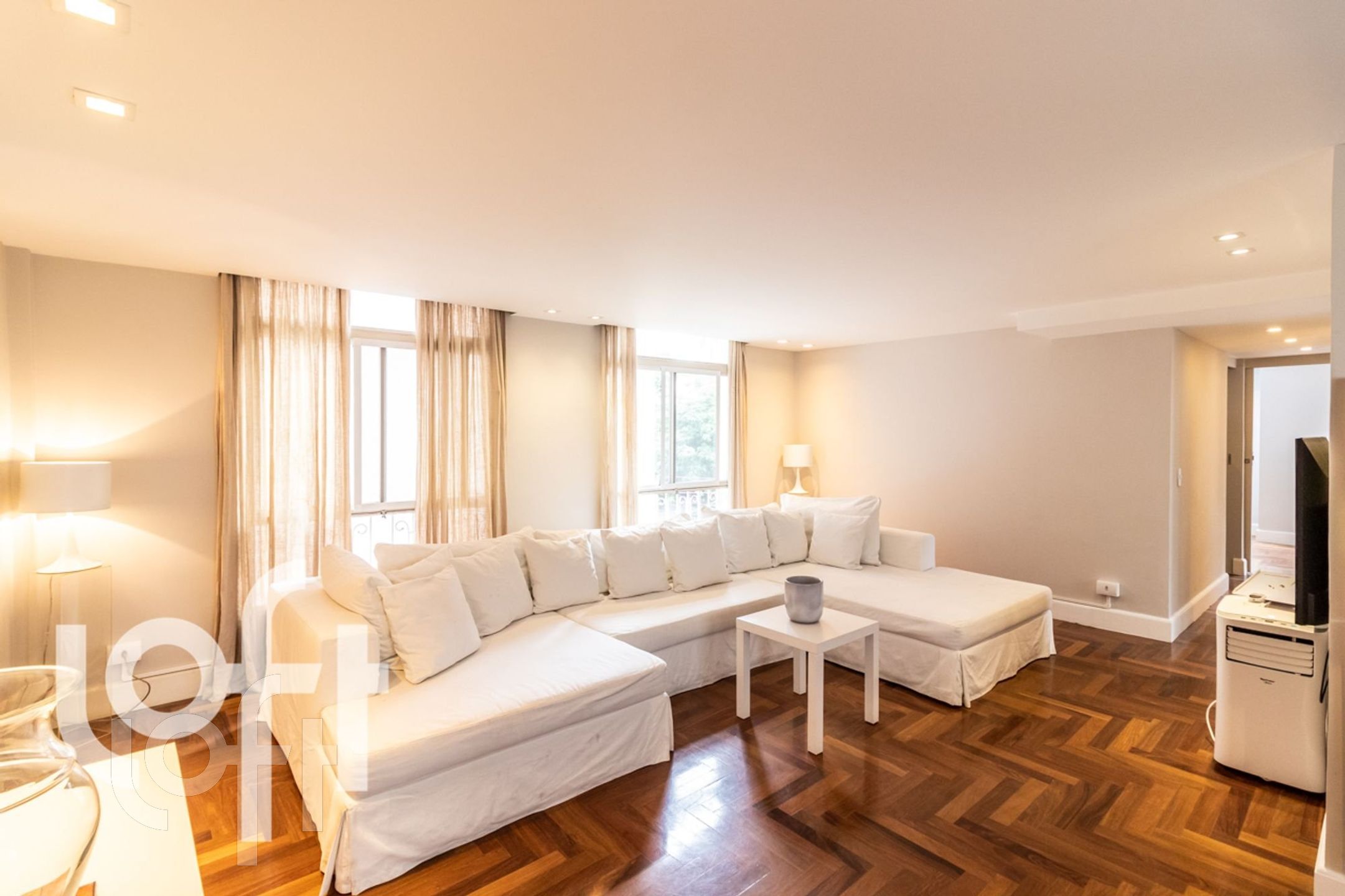 Apartamento à venda com 3 quartos, 94m² - Foto 18