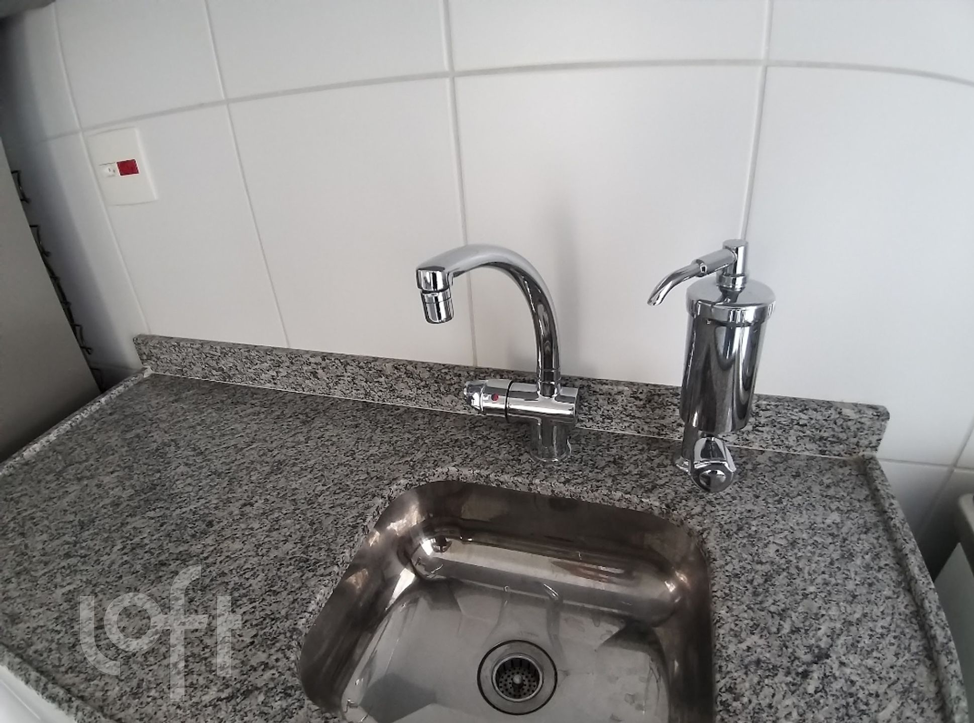 Apartamento à venda com 2 quartos, 64m² - Foto 19