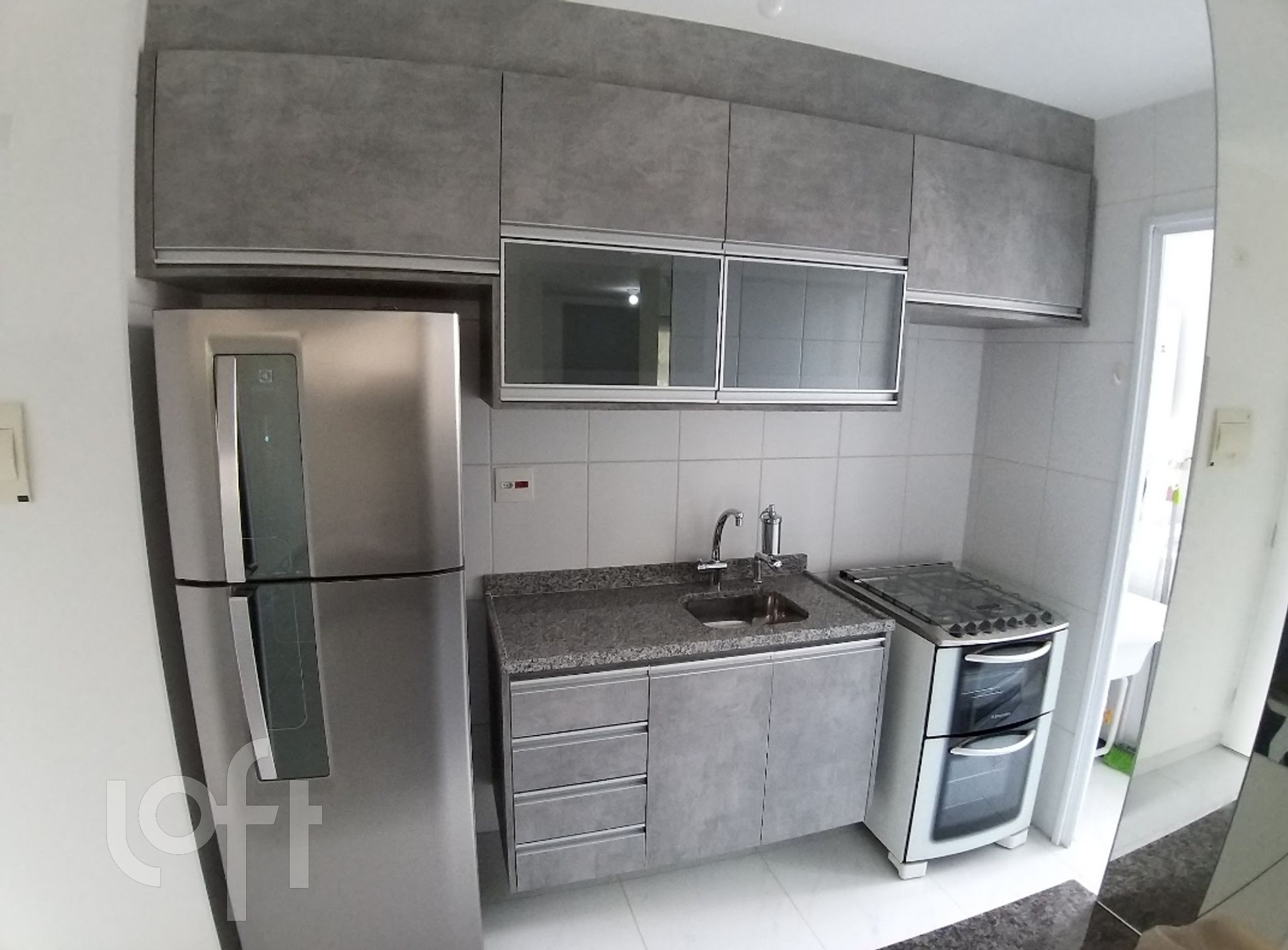 Apartamento à venda com 2 quartos, 64m² - Foto 21