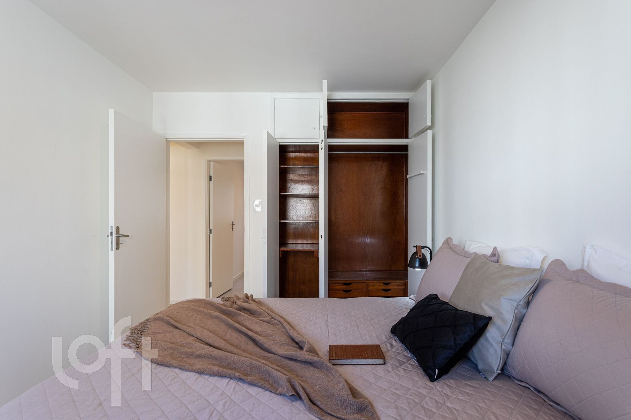 Apartamento à venda com 3 quartos, 95m² - Foto 9