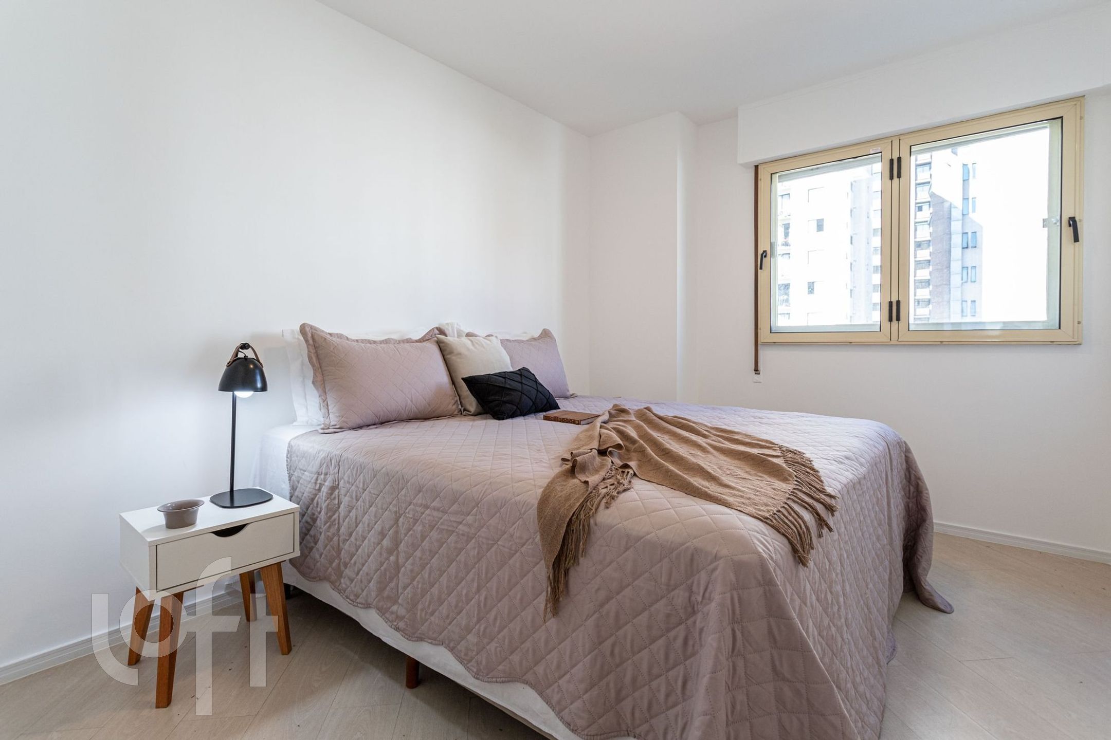 Apartamento à venda com 3 quartos, 95m² - Foto 10