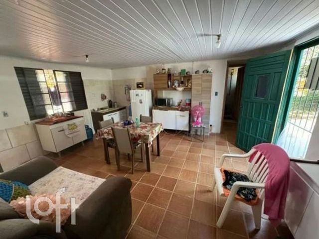 Casa com 100m², 3 dormitórios no bairro Centro em Canoas para Comprar