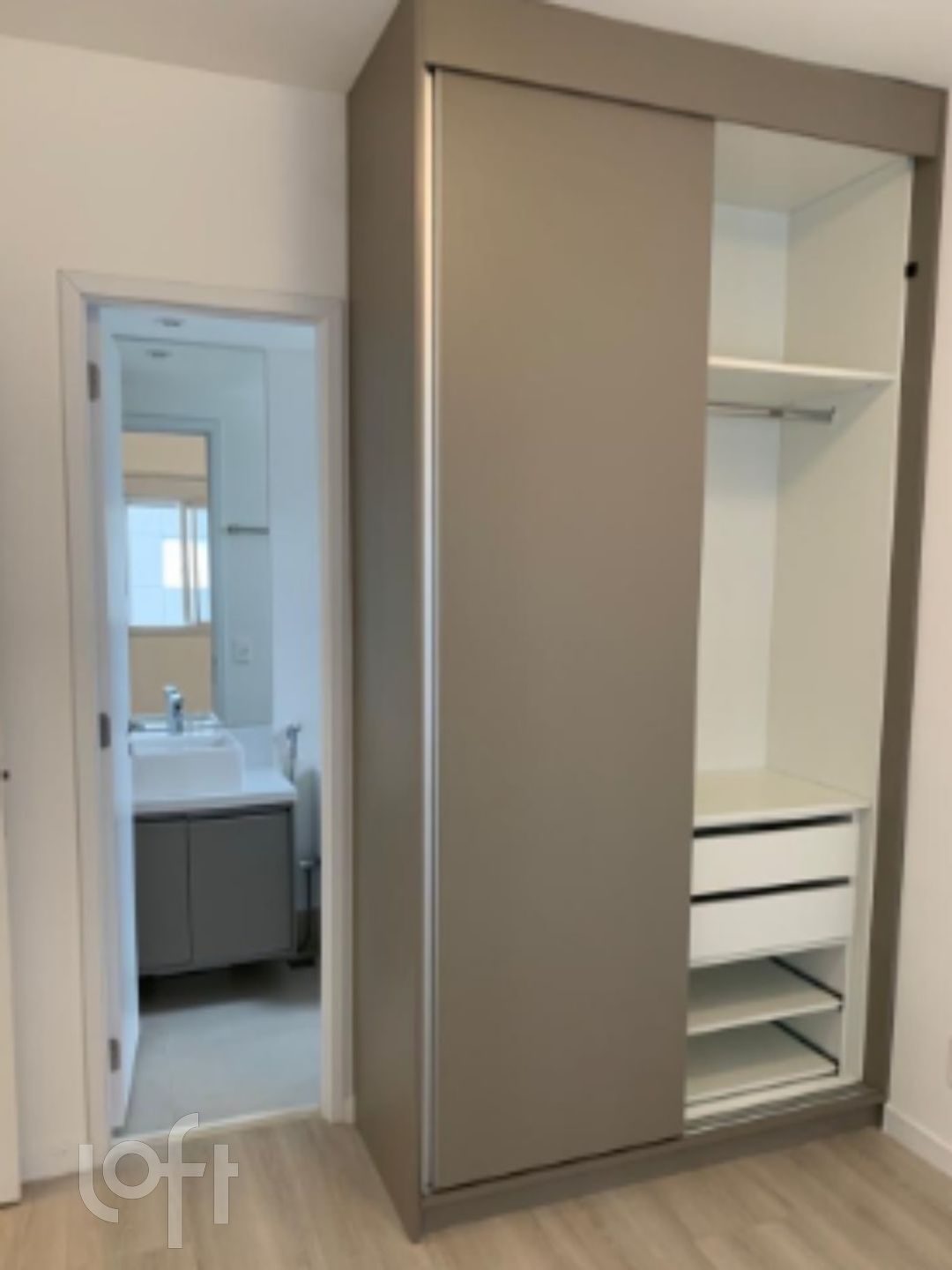 Apartamento à venda com 2 quartos, 62m² - Foto 7