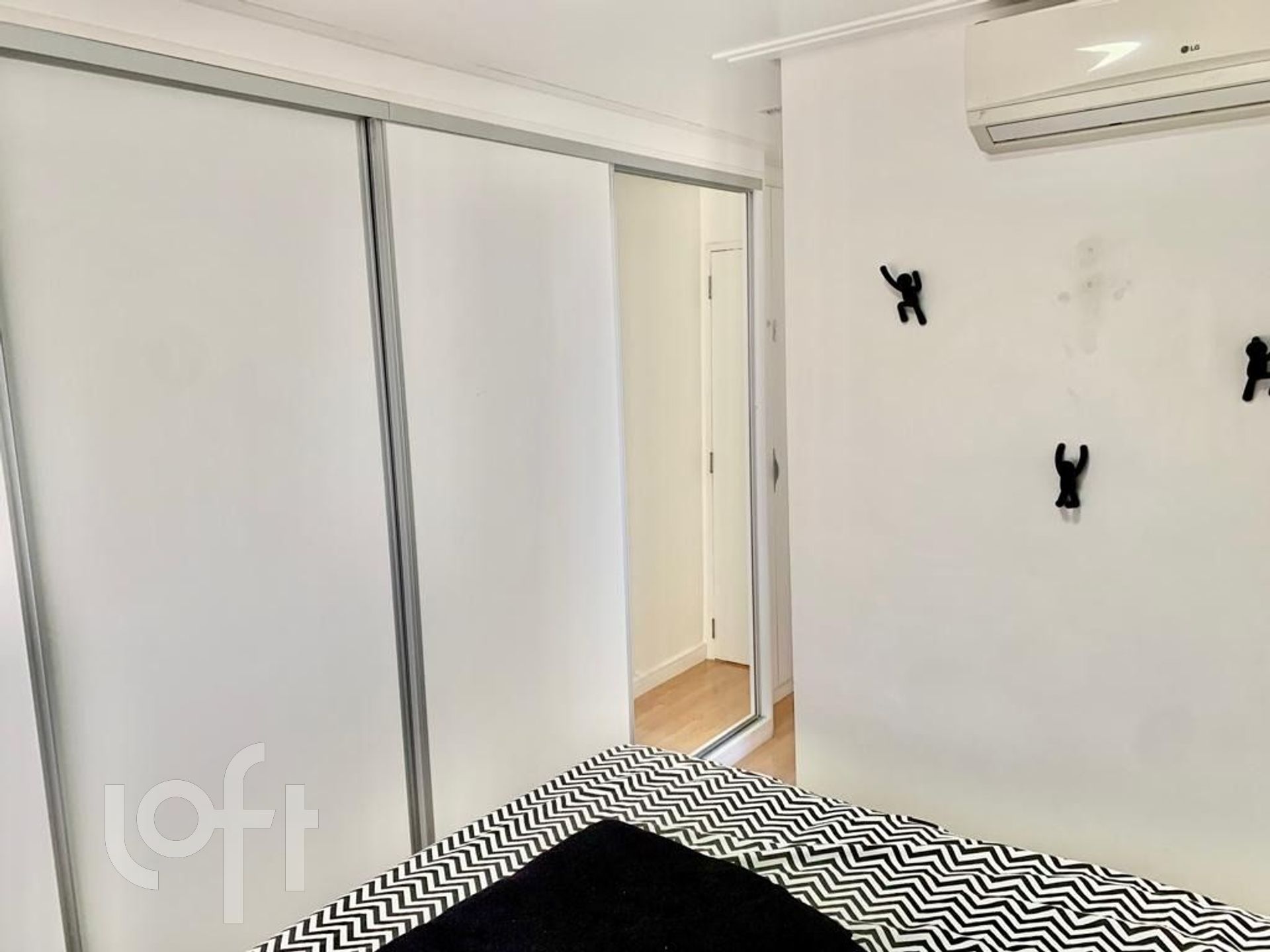 Apartamento à venda com 2 quartos, 60m² - Foto 9