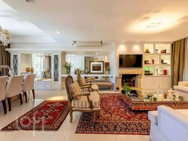 Casa com 350m², 3 dormitórios, 1 suíte, 3 vagas, Chácara das Pedras em Porto Alegre