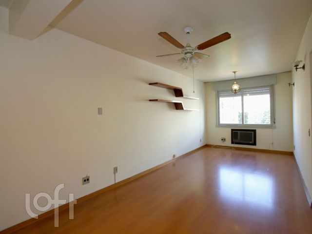 Apartamento com 76m², 2 dormitórios, Independência em Porto Alegre