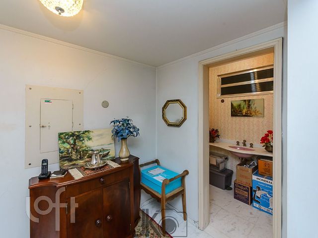 Apartamento com 168m², 3 dormitórios, 1 suíte, 1 vaga, Independência em Porto Alegre