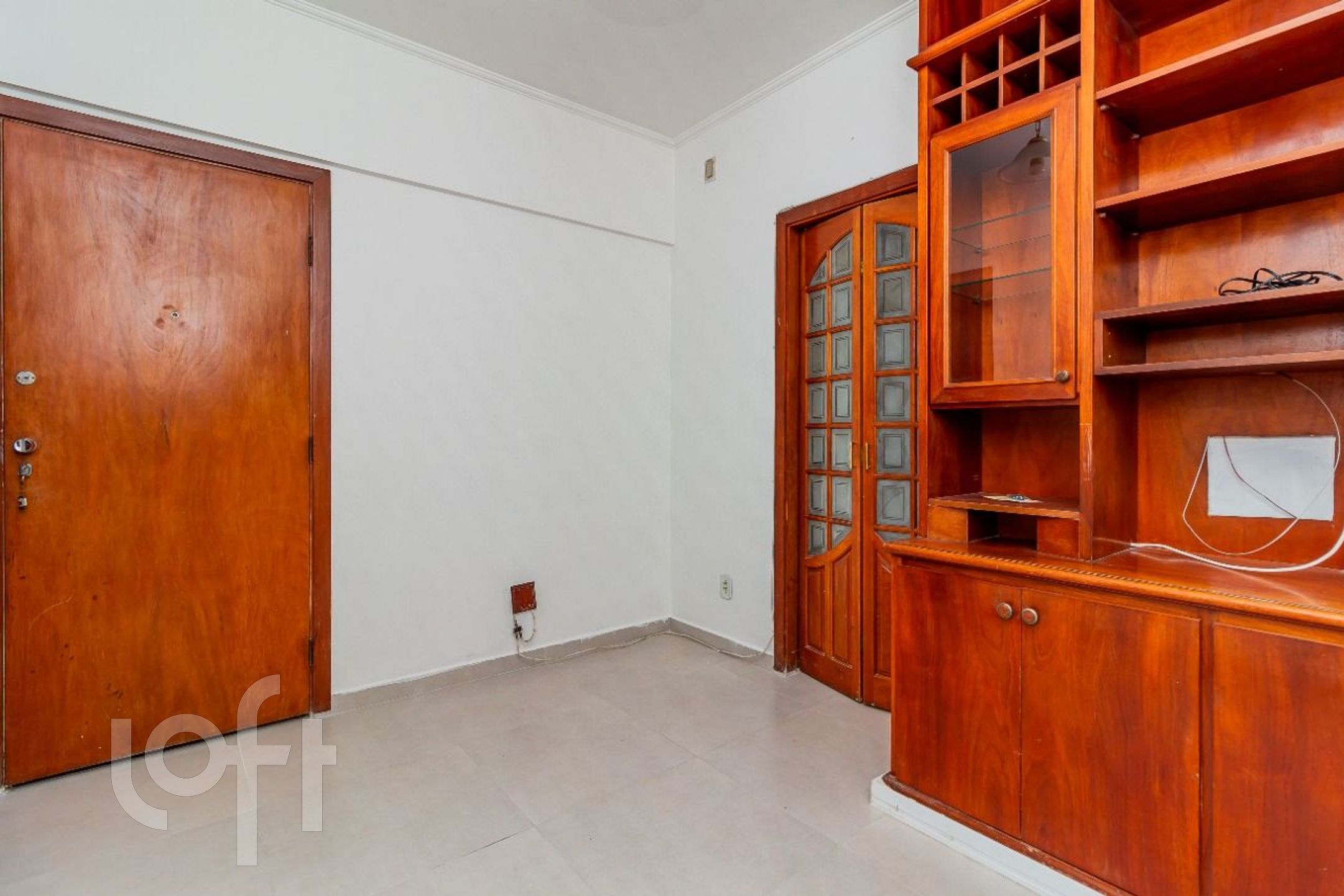 Apartamento à venda com 1 quarto, 33m² - Foto 2