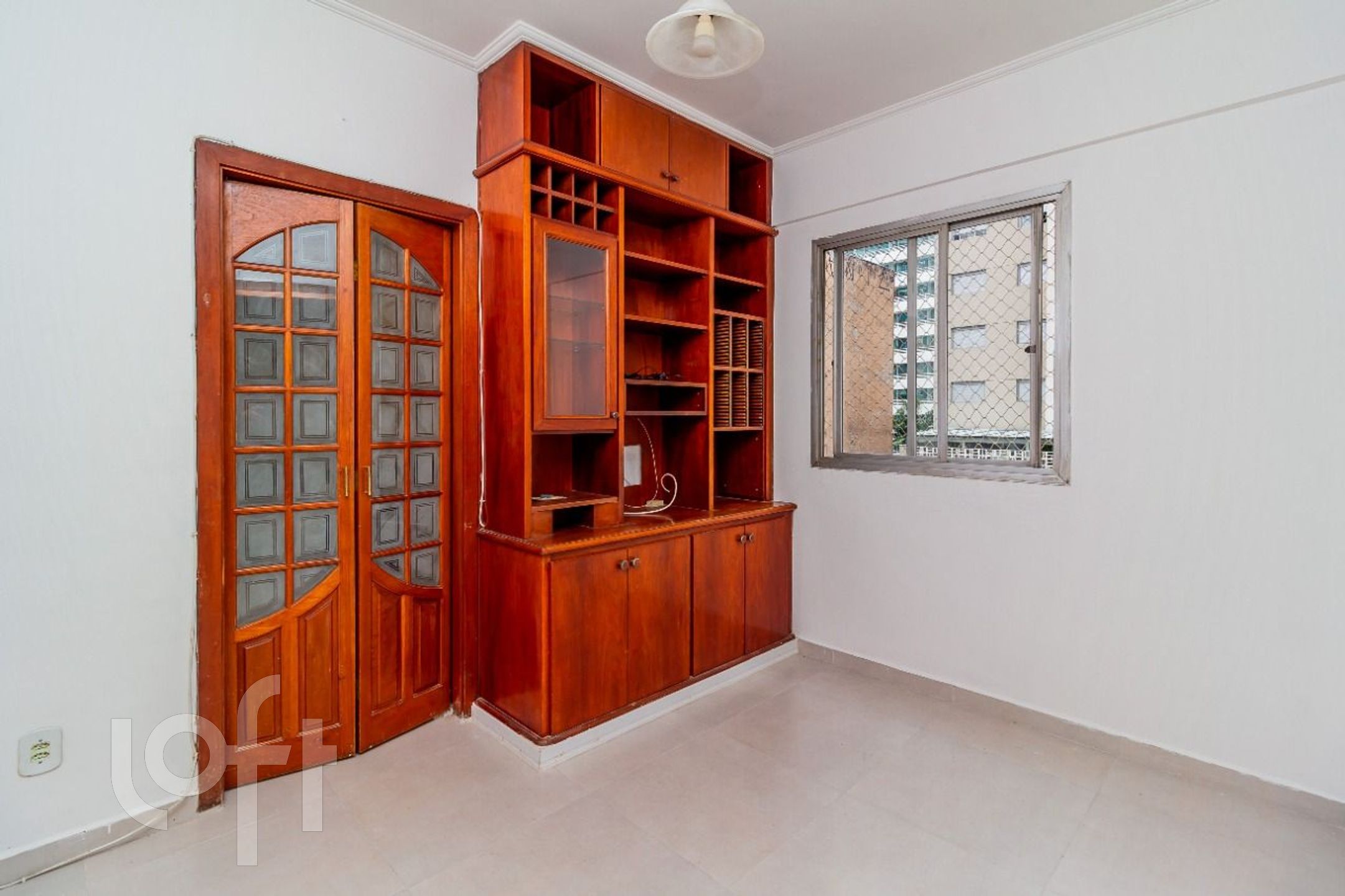 Apartamento à venda com 1 quarto, 33m² - Foto 1