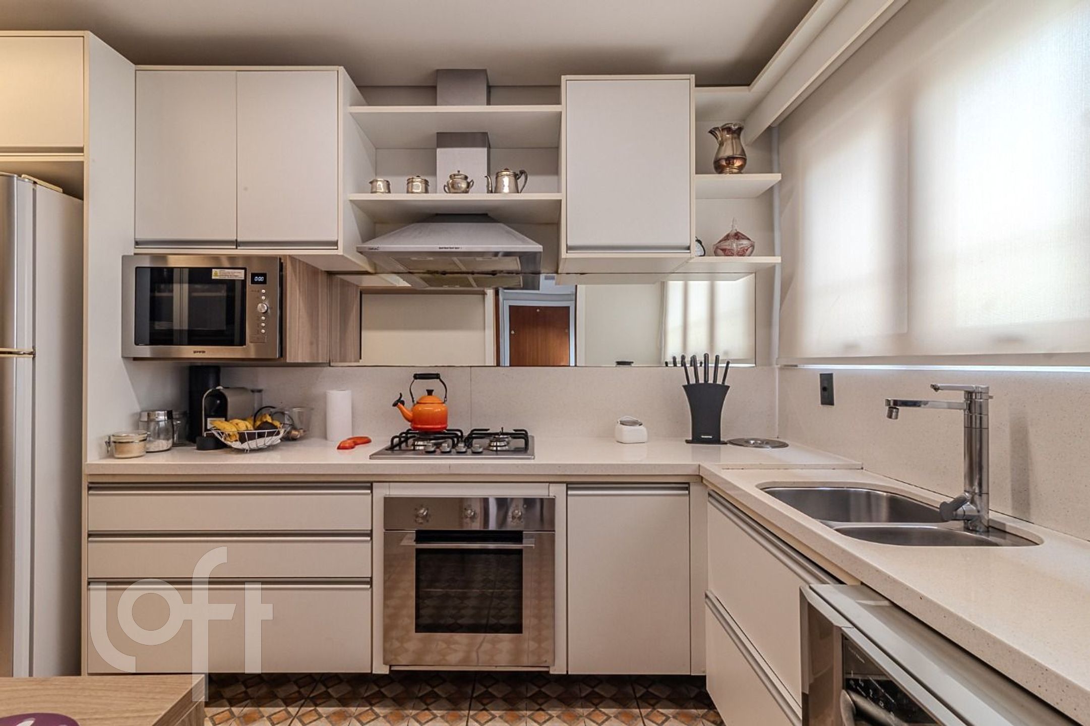 Apartamento com 142m², 3 dormitórios, 2 suítes, 2 vagas, Bela Vista em Porto Alegre