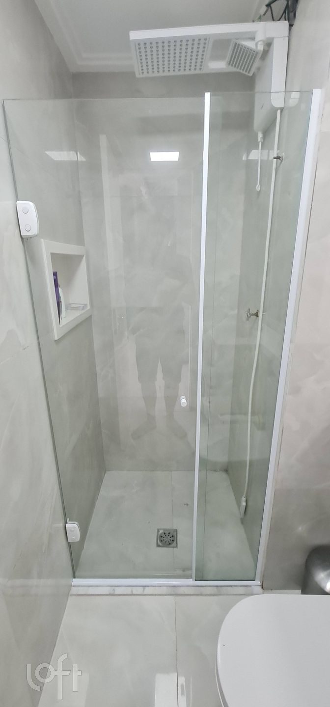 Apartamento à venda com 2 quartos, 34m² - Foto 14