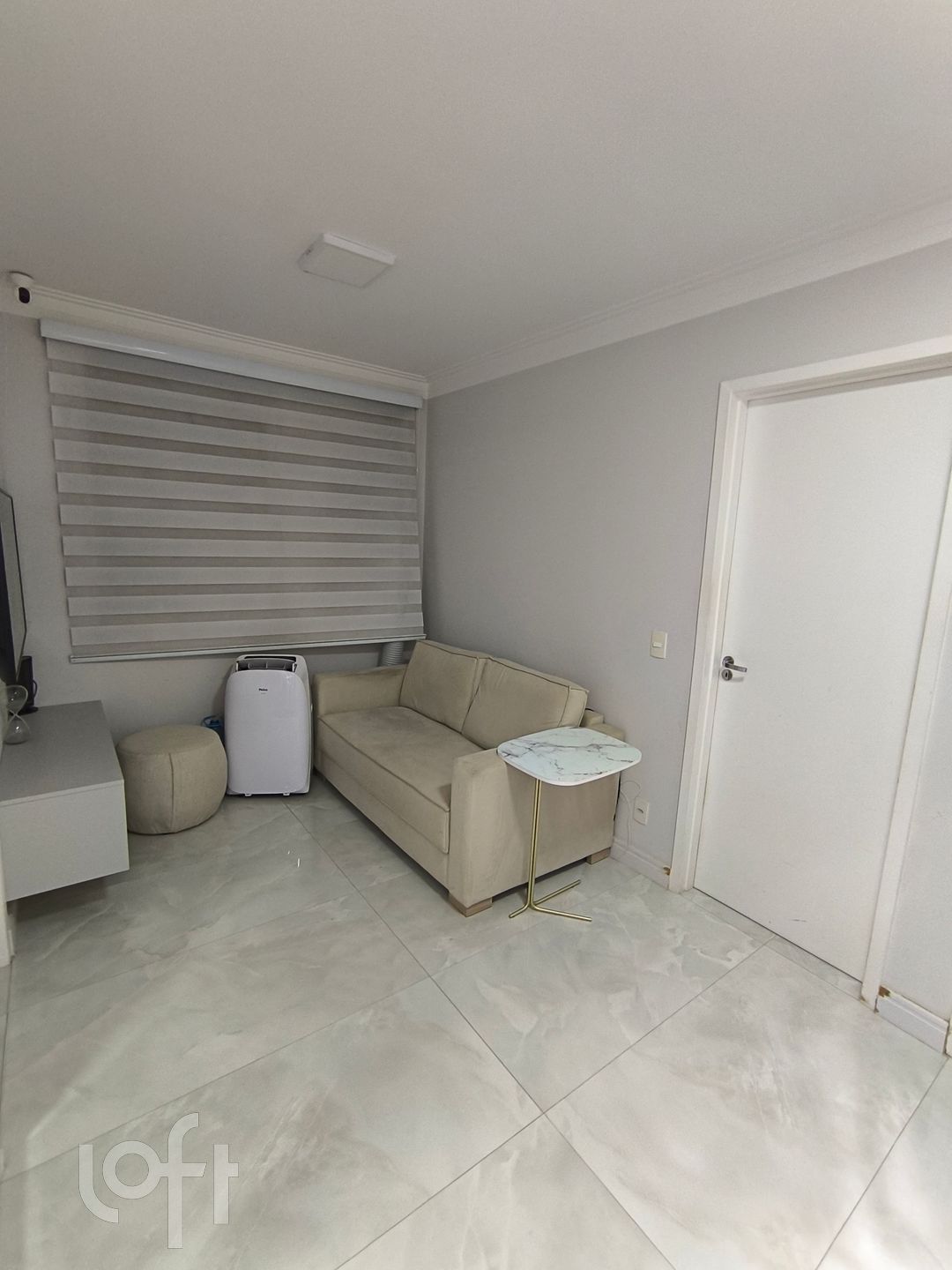 Apartamento à venda com 2 quartos, 34m² - Foto 2