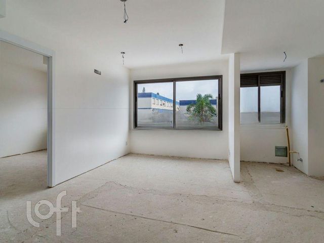 Apartamento com 45m², 1 dormitório, 1 vaga, Vila Ipiranga em Porto Alegre