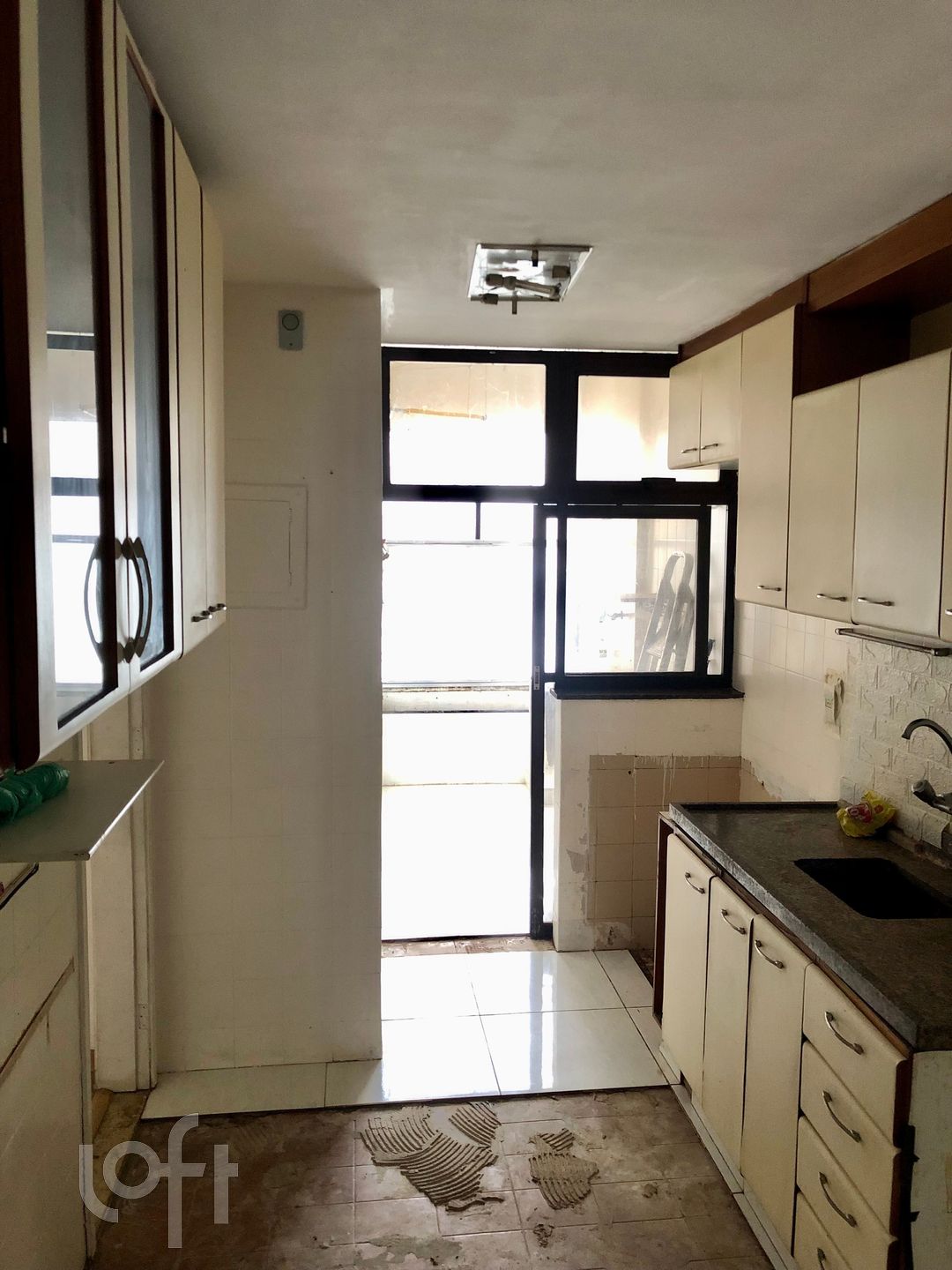 Apartamento à venda com 2 quartos, 91m² - Foto 4