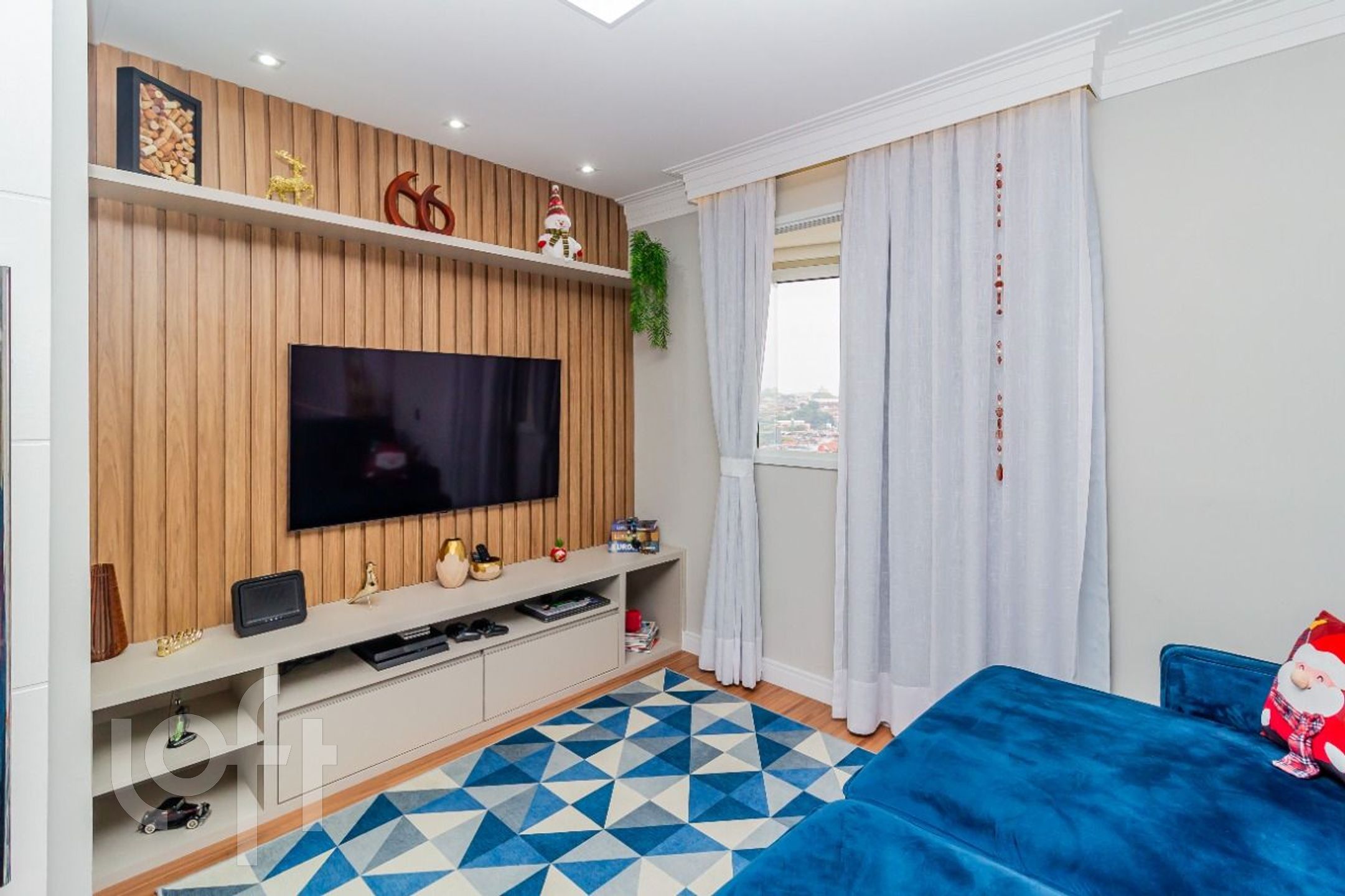 Apartamento à venda com 2 quartos, 84m² - Foto 1