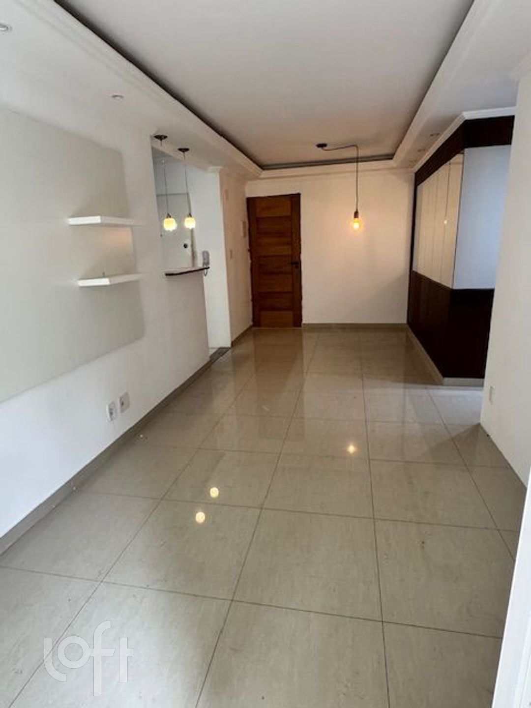 Apartamento à venda com 3 quartos, 83m² - Foto 2