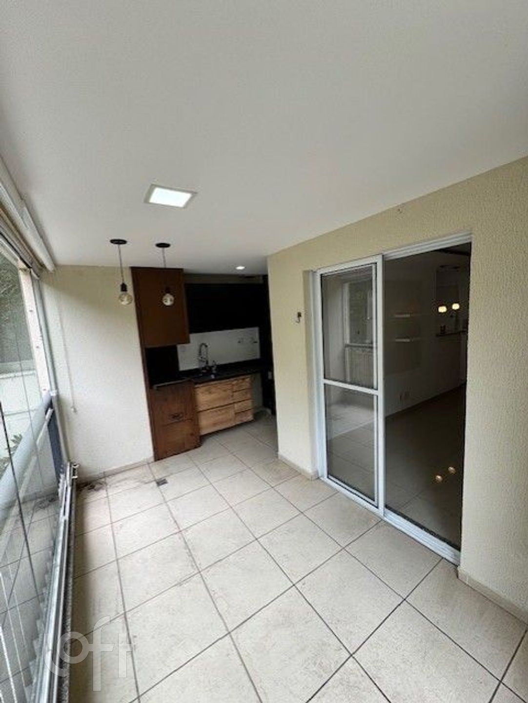 Apartamento à venda com 3 quartos, 83m² - Foto 4