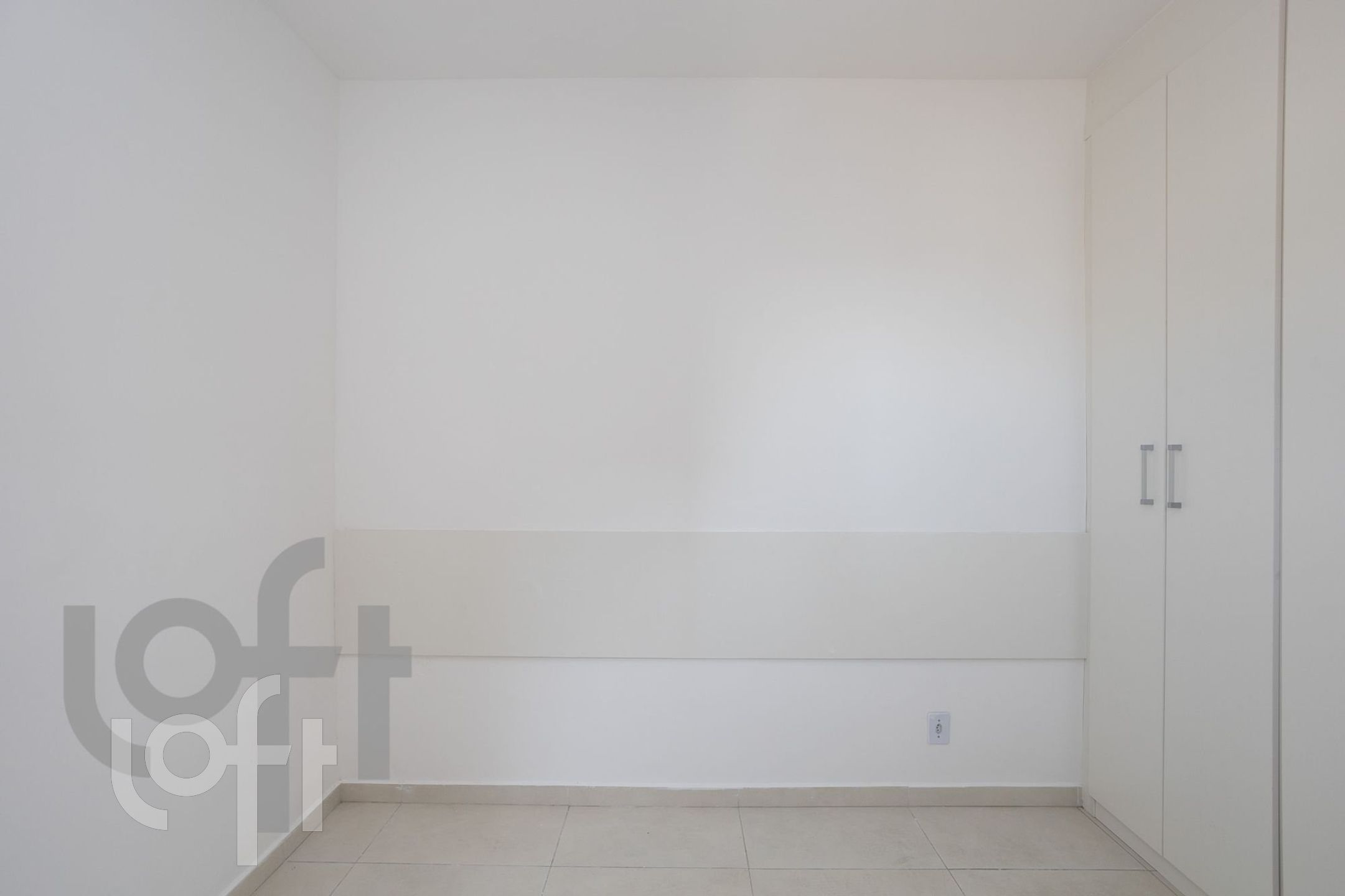 Apartamento à venda com 2 quartos, 41m² - Foto 3