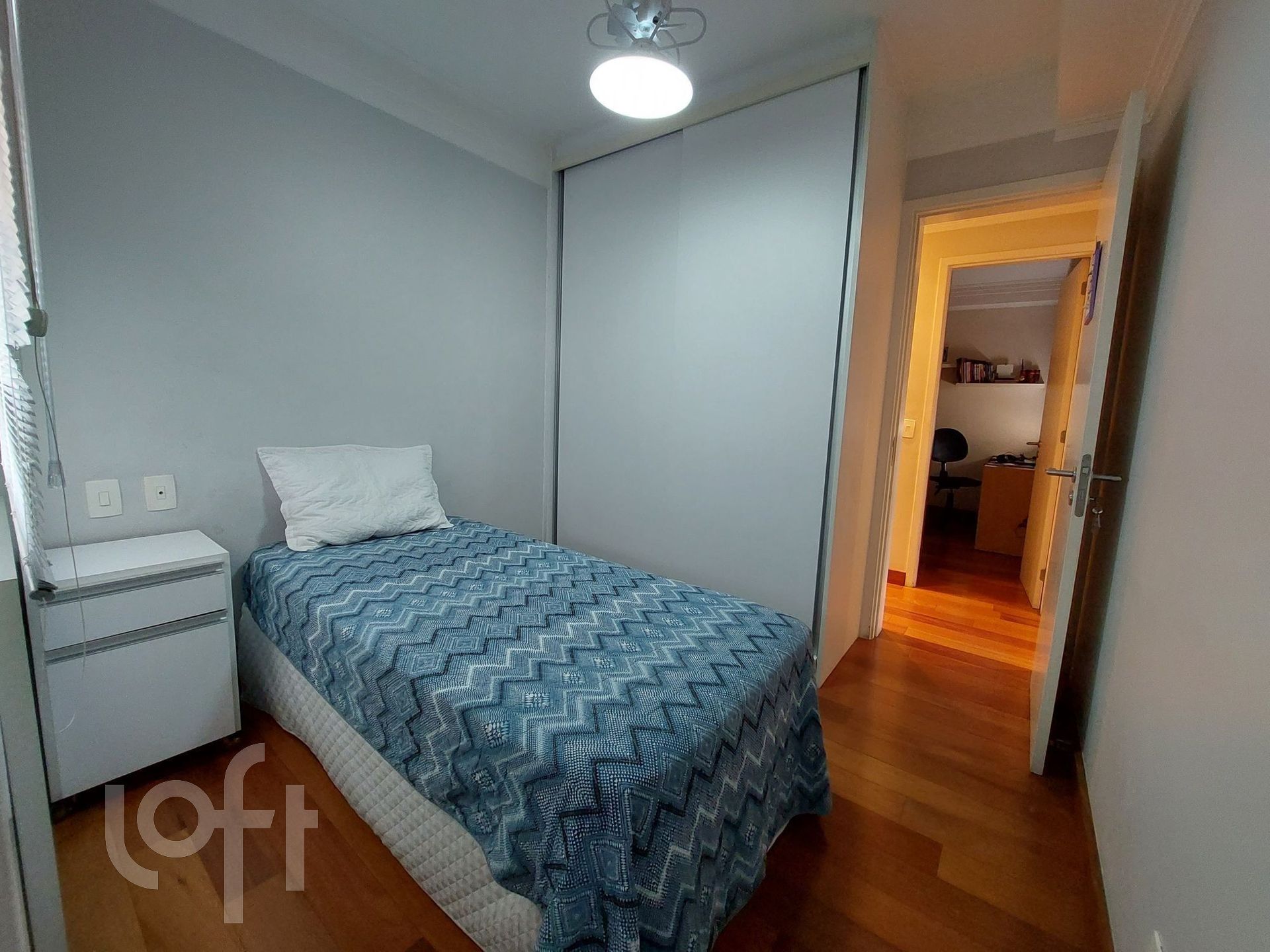 Apartamento à venda com 4 quartos, 142m² - Foto 4