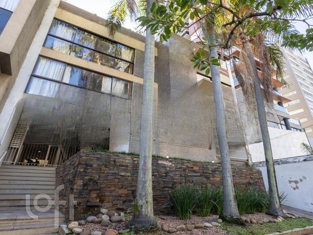 Apartamento com 186m², 4 dormitórios, 1 suíte, 1 vaga, Bela Vista em Porto Alegre