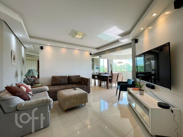 Apartamento com 99m², 3 dormitórios, 1 suíte, 2 vagas, Vila Ipiranga em Porto Alegre