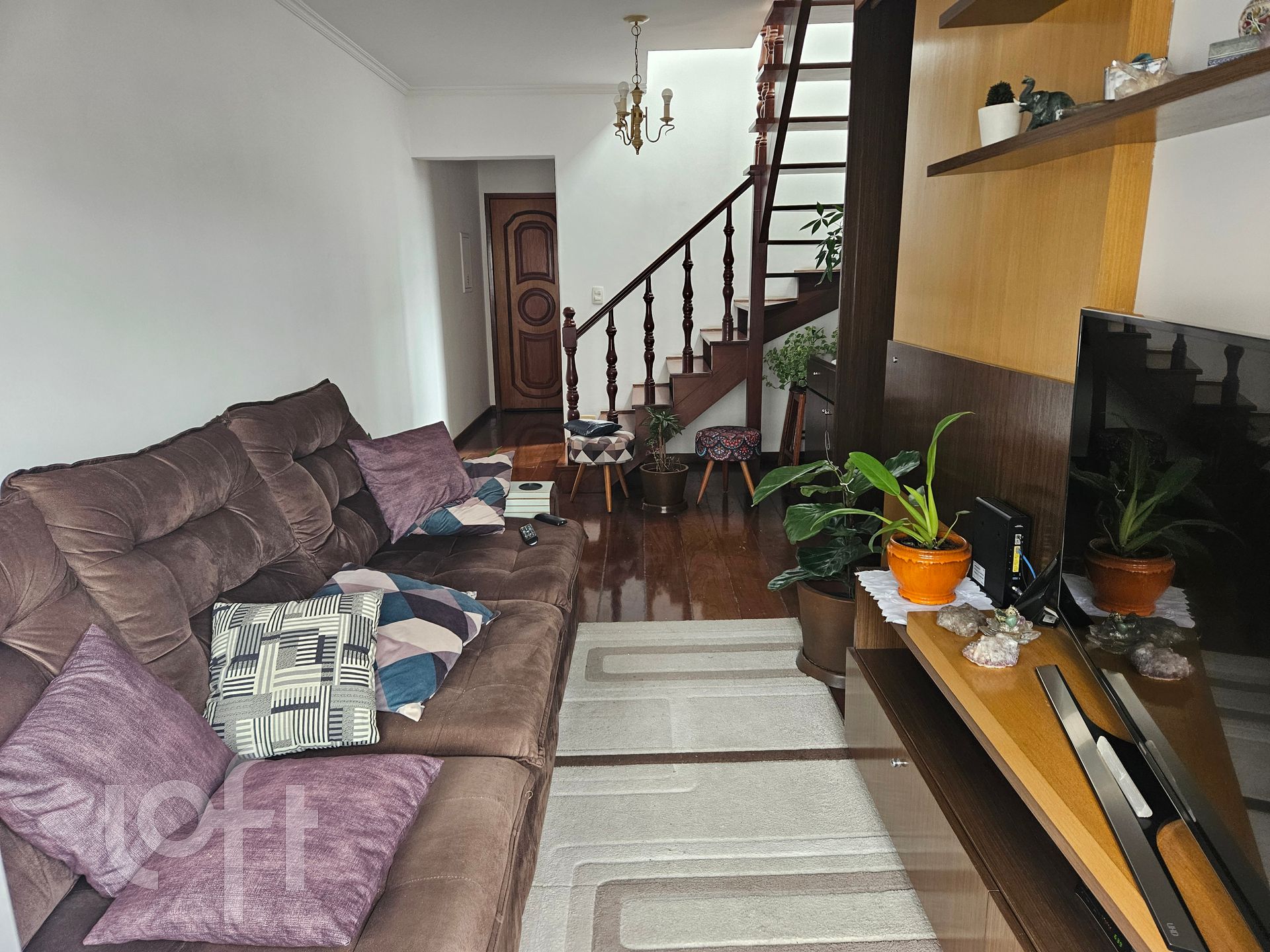 Apartamento à venda com 3 quartos, 135m² - Foto 1