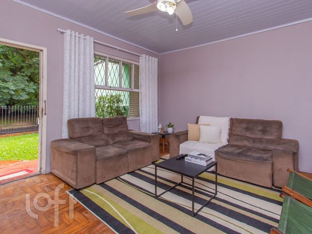 Casa com 174m², 3 dormitórios, 3 vagas, Jardim Botânico em Porto Alegre