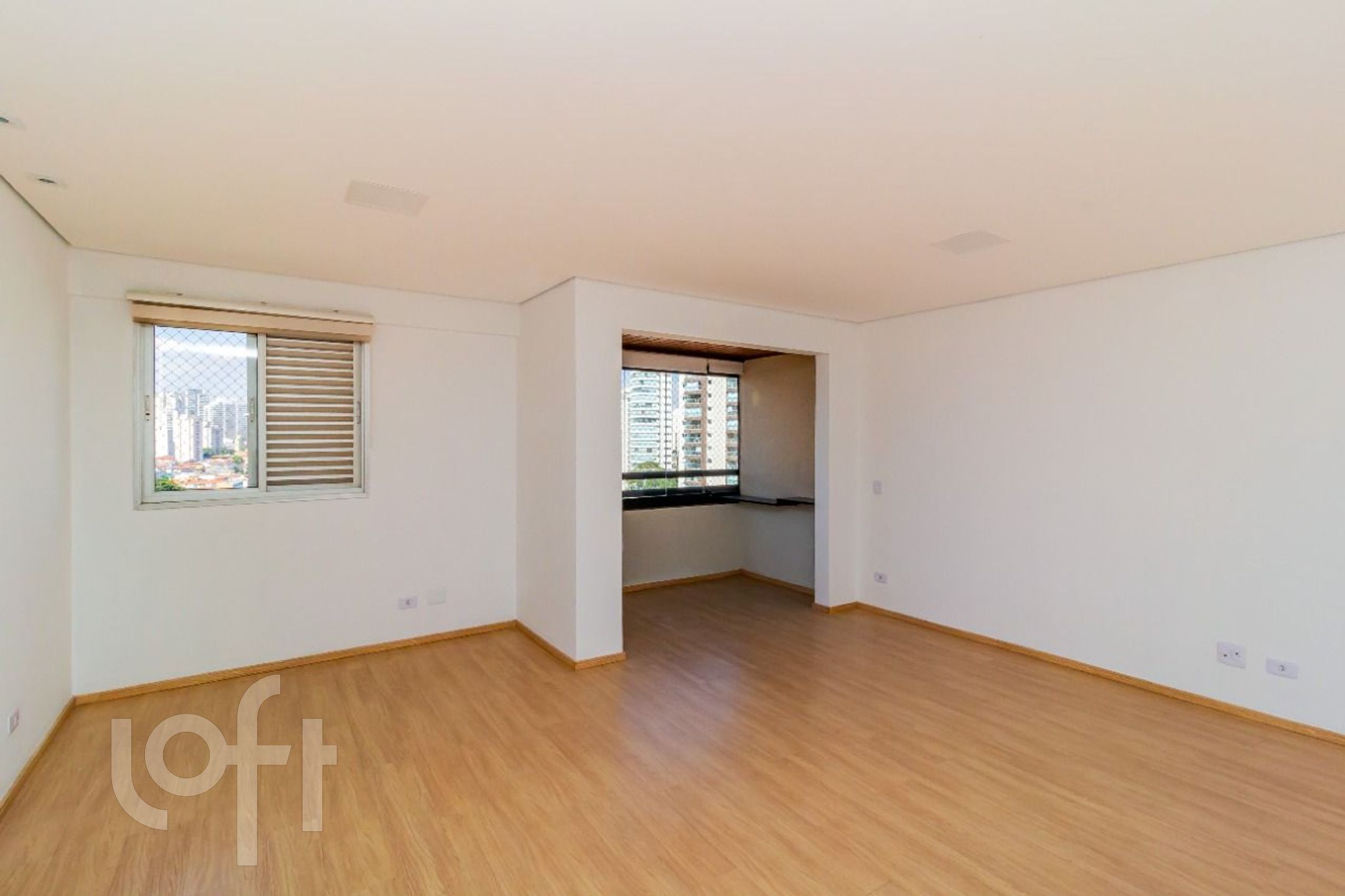 Apartamento à venda com 2 quartos, 74m² - Foto 3