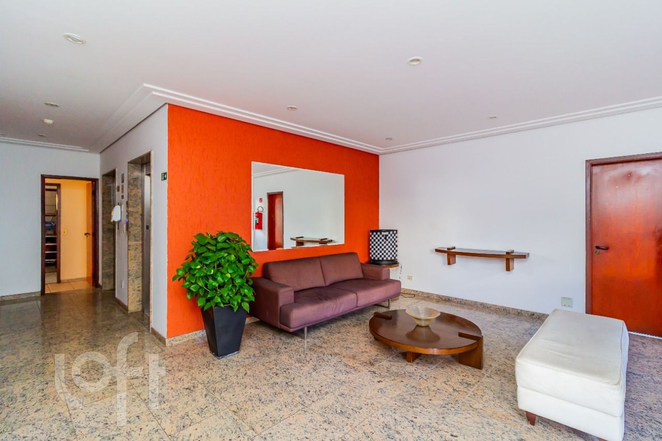 Apartamento à venda com 2 quartos, 74m² - Foto 30