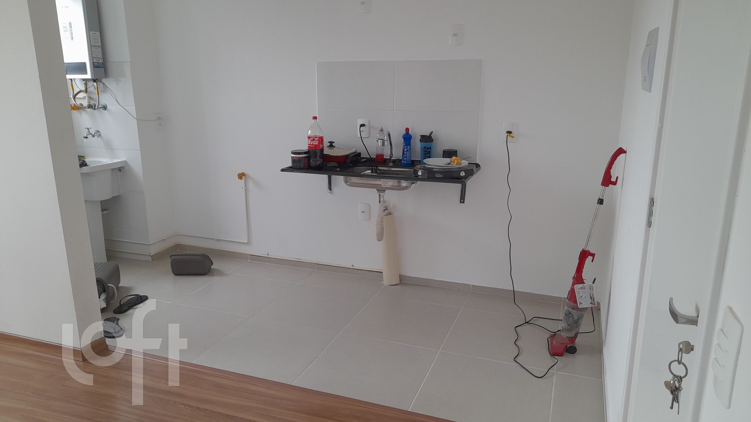 Apartamento à venda com 2 quartos, 43m² - Foto 1