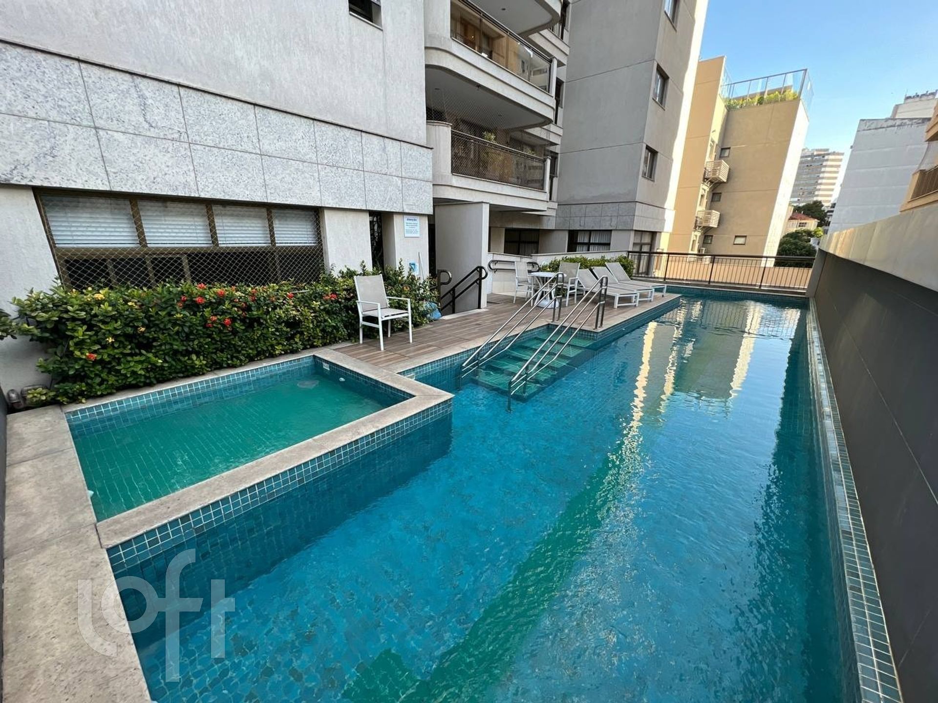 Apartamento à venda com 3 quartos, 136m² - Foto 33