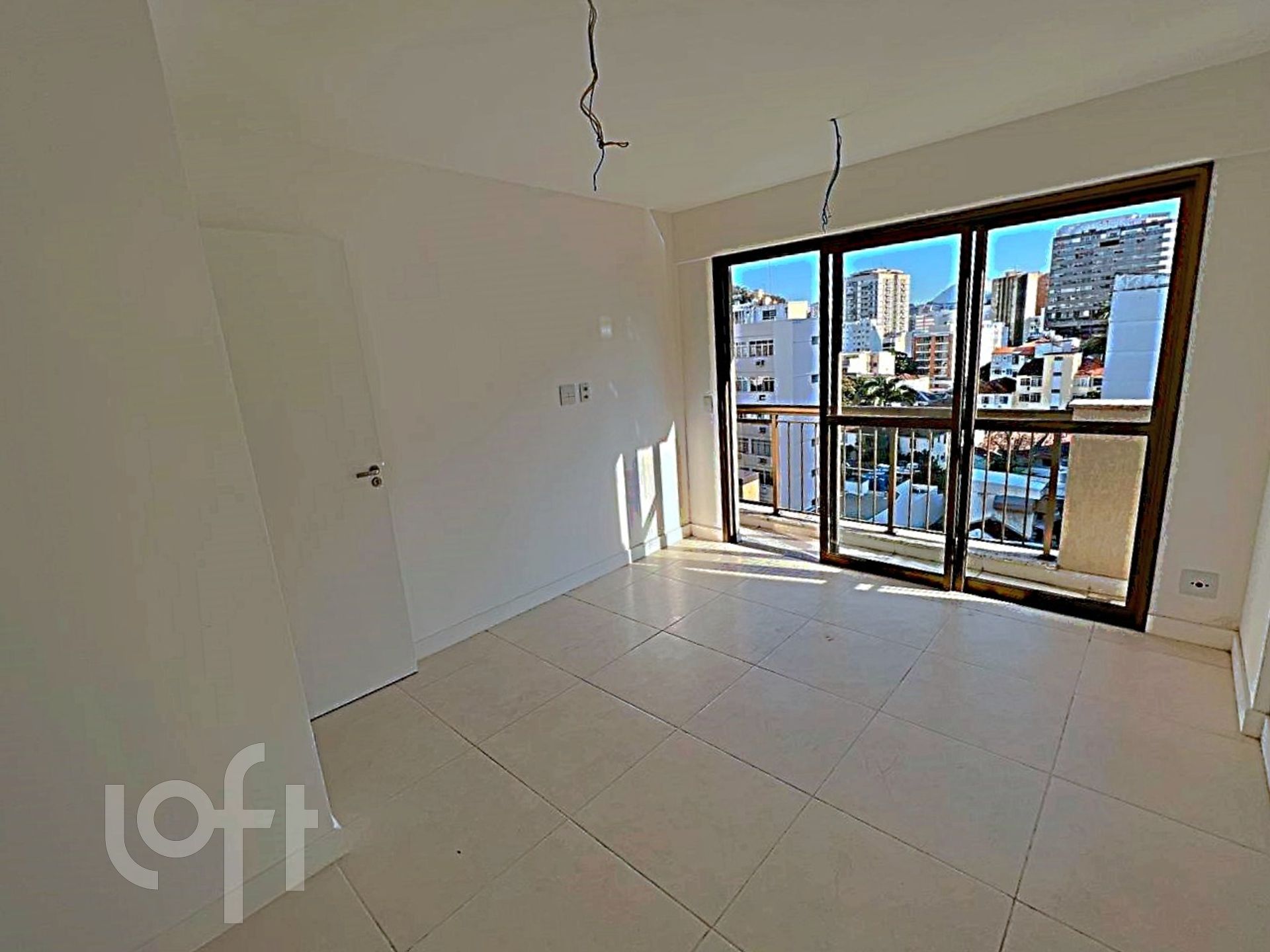 Apartamento à venda com 3 quartos, 136m² - Foto 12