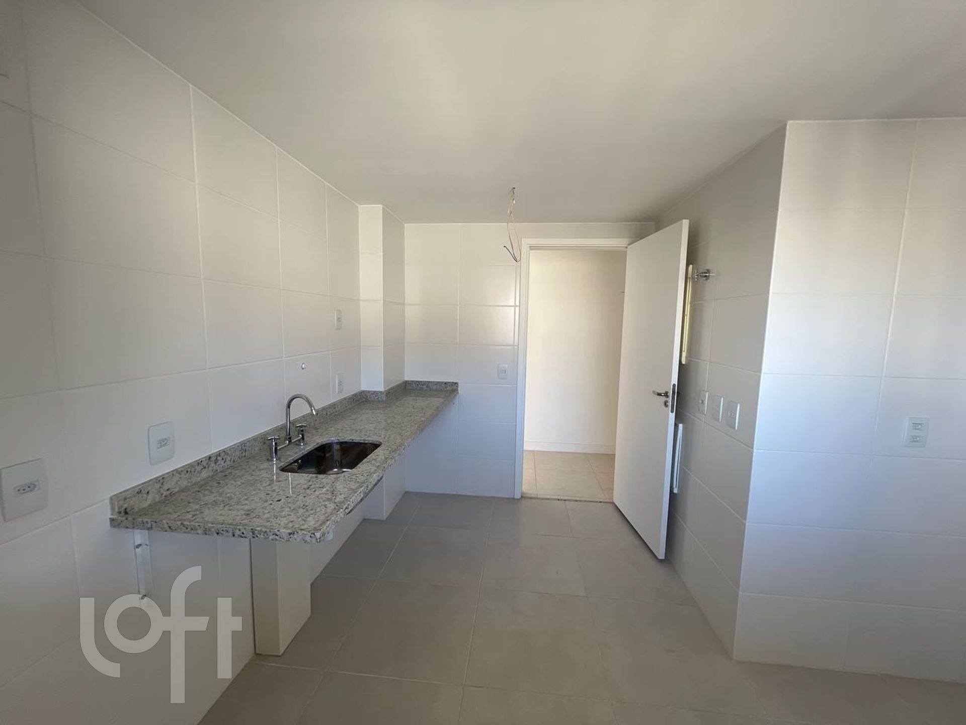 Apartamento à venda com 3 quartos, 136m² - Foto 24