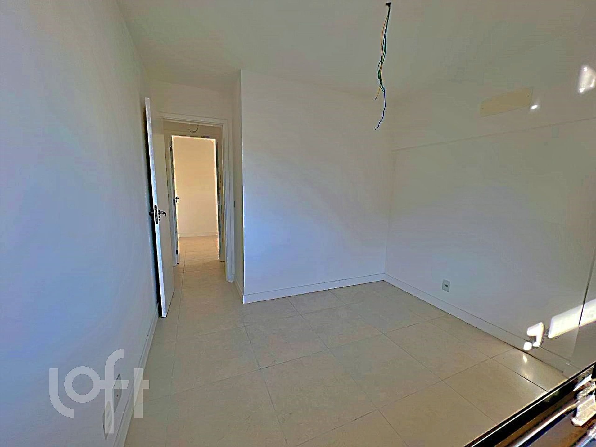 Apartamento à venda com 3 quartos, 136m² - Foto 19