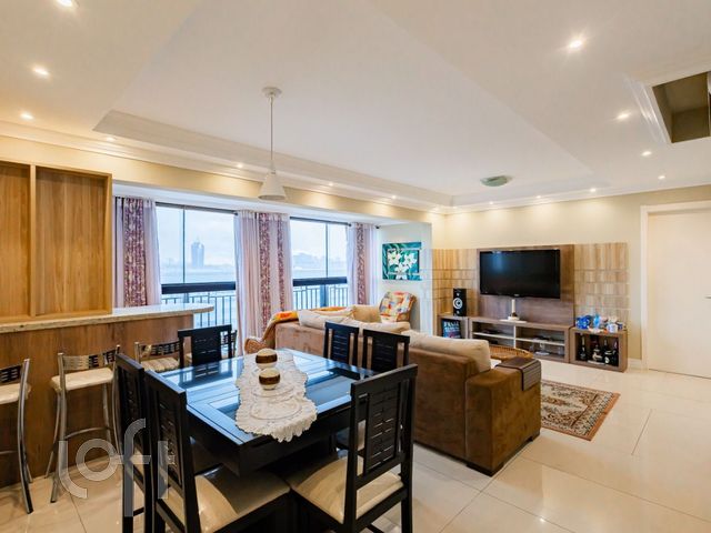 Apartamento com 120m², 3 dormitórios, 1 suíte, 2 vagas, Jardim Europa em Porto Alegre